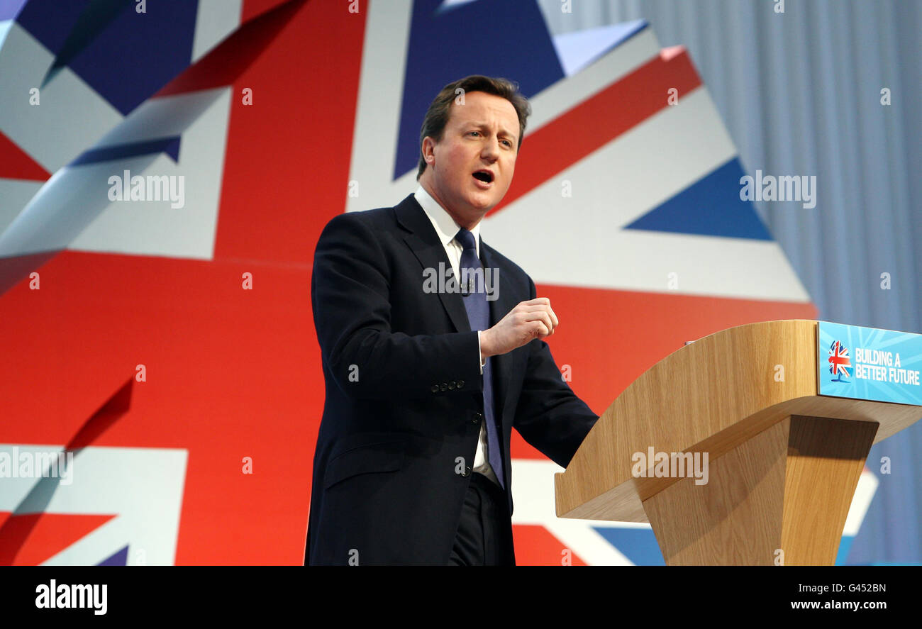Premierminister David Cameron spricht beim konservativen Frühjahrsforum auf der Walisischen Konservativen Konferenz in Cardiff. Stockfoto