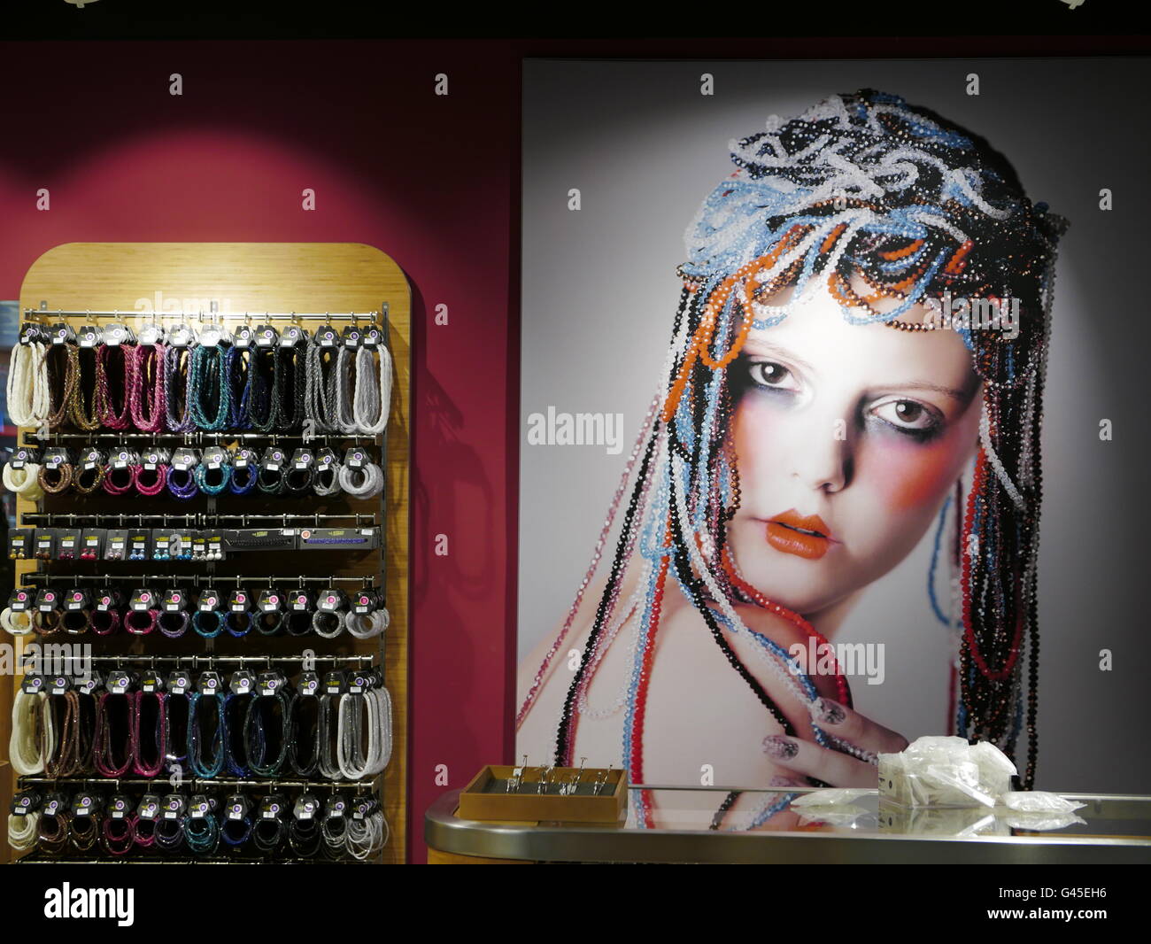 Europa-Deutschland-München-Schmuckrausch-Mode-Zubehör-shop Stockfoto