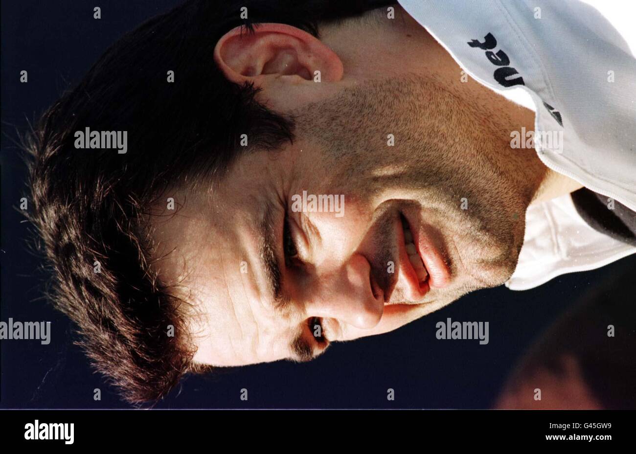 Der ehemalige englische Kapitän wird Carling nach dem Training in Dublin heute Nachmittag (Freitag), bevor sie morgen in der Lansdown Road Irland bei der Five Nations Championship spielen. Foto von Adam Butler/PA Stockfoto