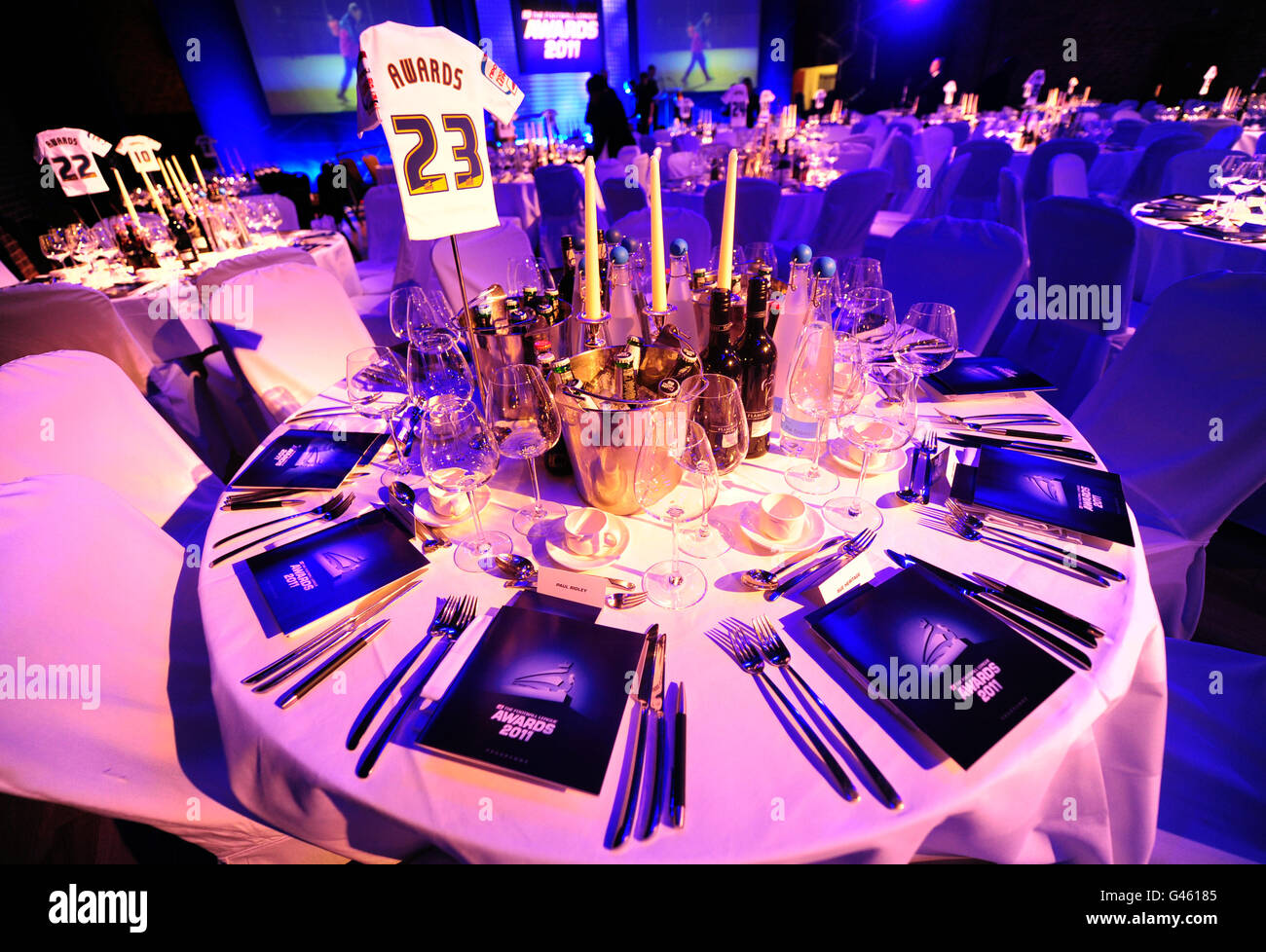 Fußball - Football League Awards 2011 - London. Gesamtansicht der Tische in der Brauerei vor den Football League Awards 2011 Stockfoto