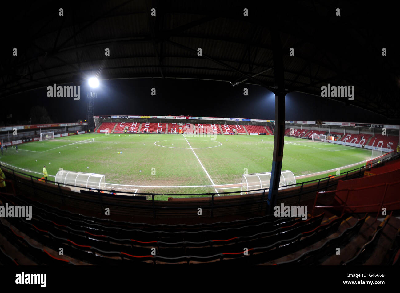 Fußball - Npower Football League Two - Cheltenham Town V Stockport County - Whaddon Road Stockfoto