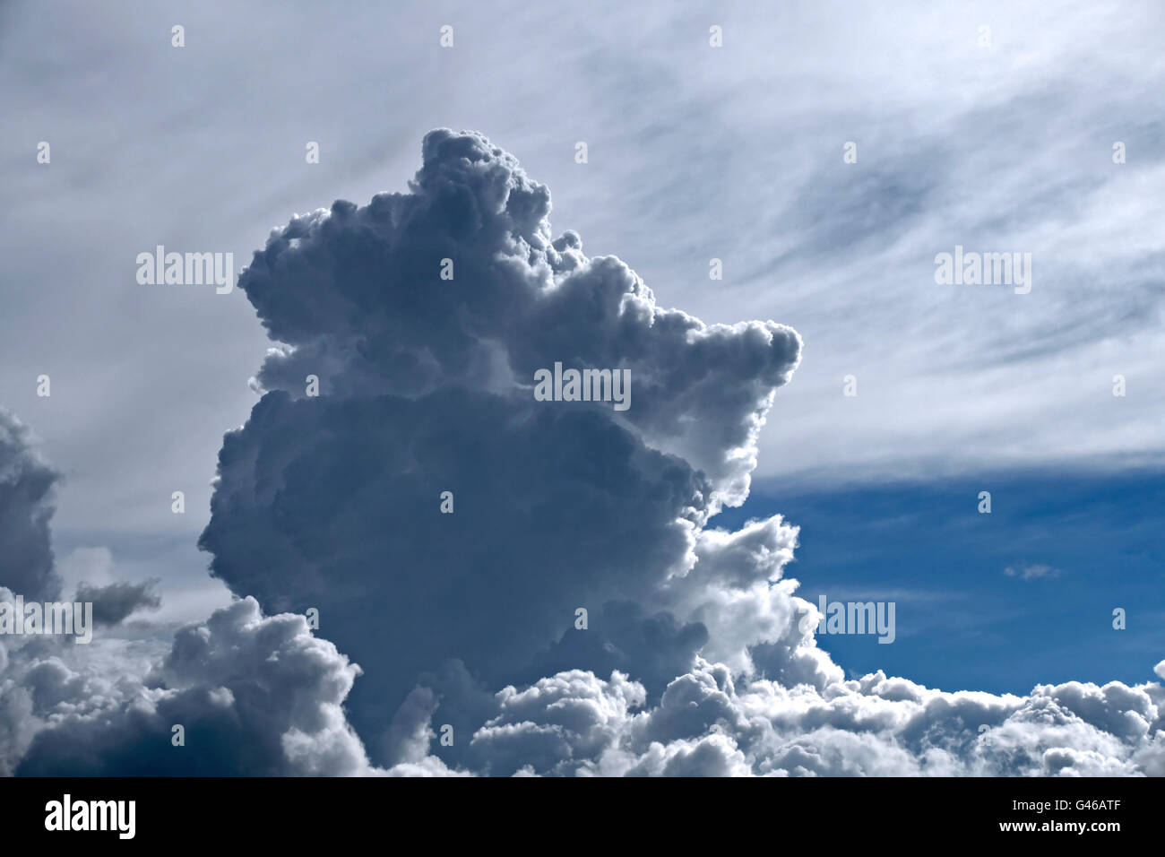 Cumulonimbus Thunderhead Wolken, Oberbayern, Deutschland, Europa. Stockfoto