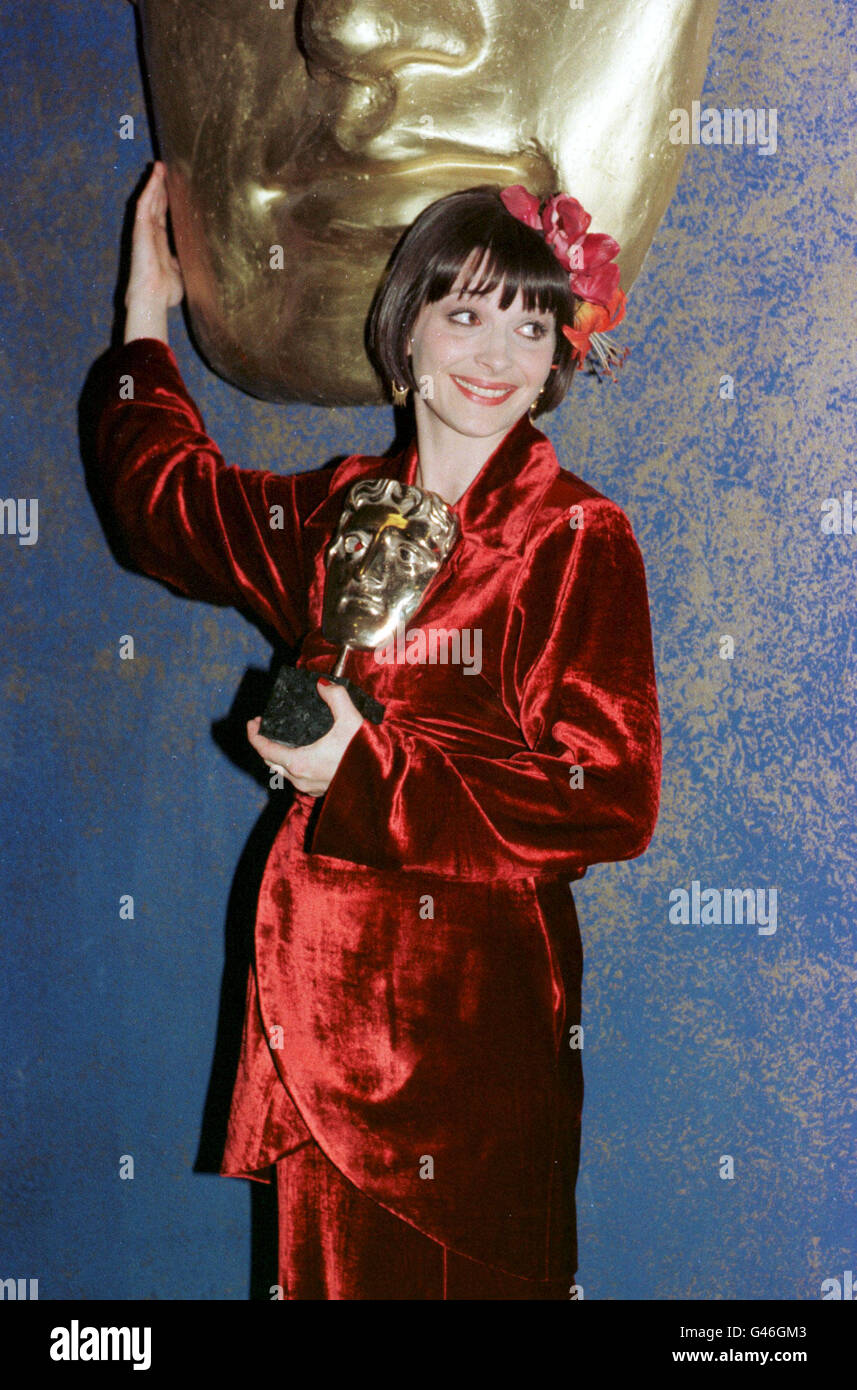Schauspielerin Juliette Binoche bei der Verleihung des BAFTA Awards in der Royal Albert Hall, wo Schauspielerin Juliette Binoche bei der Verleihung des BAFTA Awards in der Royal Albert Hall, wo