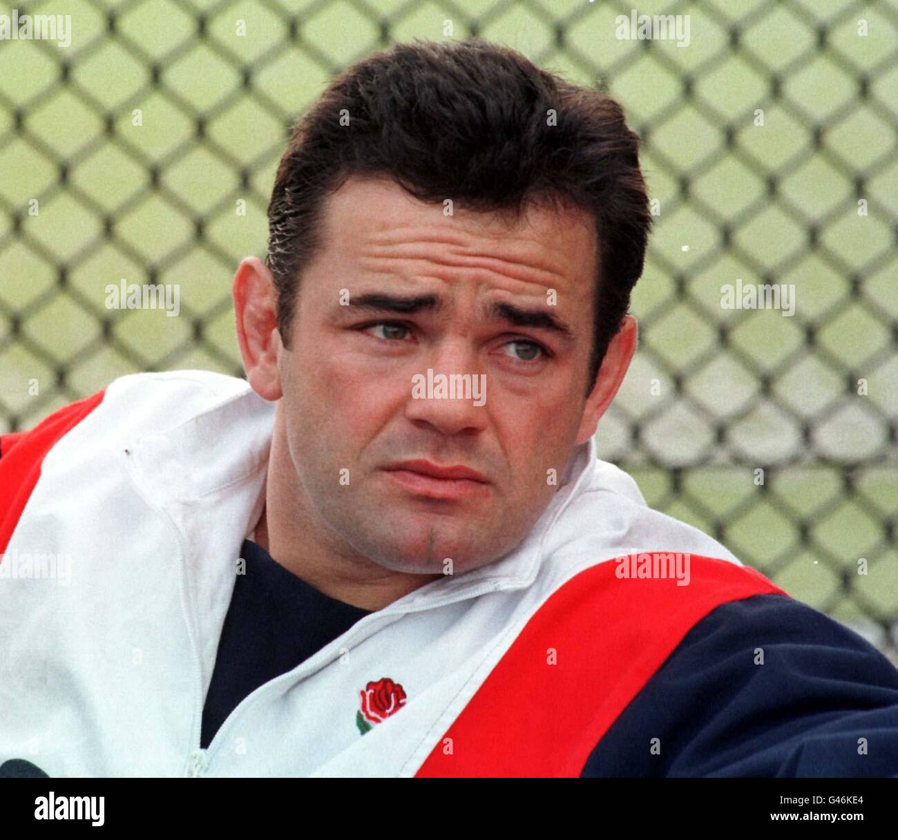 Will Carling während der englischen Trainingseinheit in Cardiff. 14/7/99: Carling hat heimlich seine Freundin geheiratet. Der Ex-England-Kapitän, brandmarkte eine Liebesratte über seine früheren hochkarätigen Beziehungen, verliebte Lisa Cooke, 37, auf einer südpazifischen Insel. * am Montag 12./1999. Juli. Stockfoto