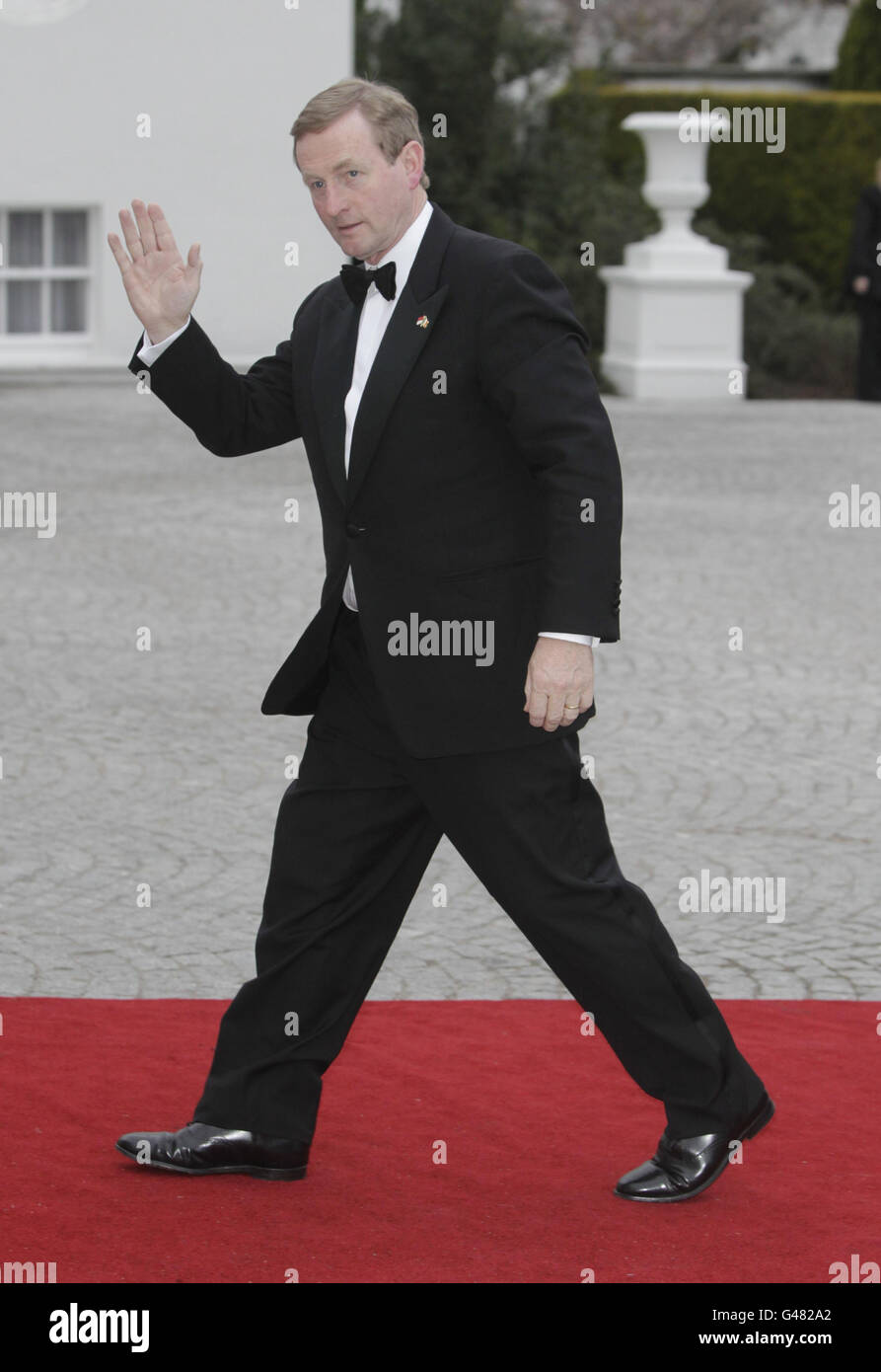 Taoiseach Enda Kenny kommt zum Staatsbankett in Aras an Uachtarain in Dublin, während eines Staatsbesuches von Prinz Albert von Monaco II. In Irland Stockfoto