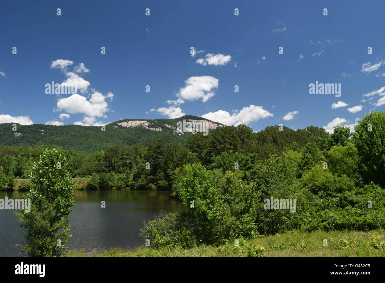 Die Aussicht vom Table Rock State Park Besucher Zentrum des Table Rock Mountain in South Carolina. Stockfoto