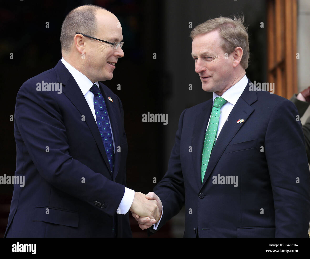 Prinz Albert II. Von Monaco trifft Taoiseach Enda Kenny in Regierungsgebäuden in Dublin während seines Staatsbesuchs in der Republik Irland. Stockfoto