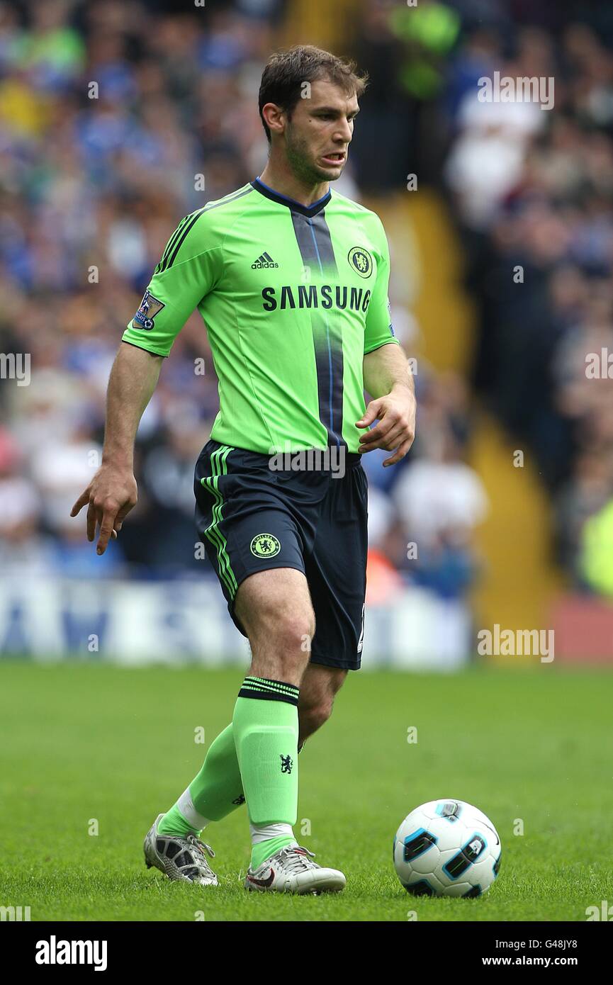 Fußball - Barclays Premier League - West Bromwich Albion gegen Chelsea - The Hawthorns. Branislav Ivanovic, Chelsea Stockfoto