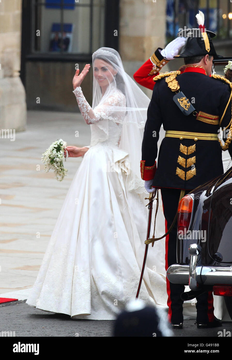 Kate Middleton kommt in Westminster Abbey, London, vor ihrer Heirat mit Prinz William an. Stockfoto