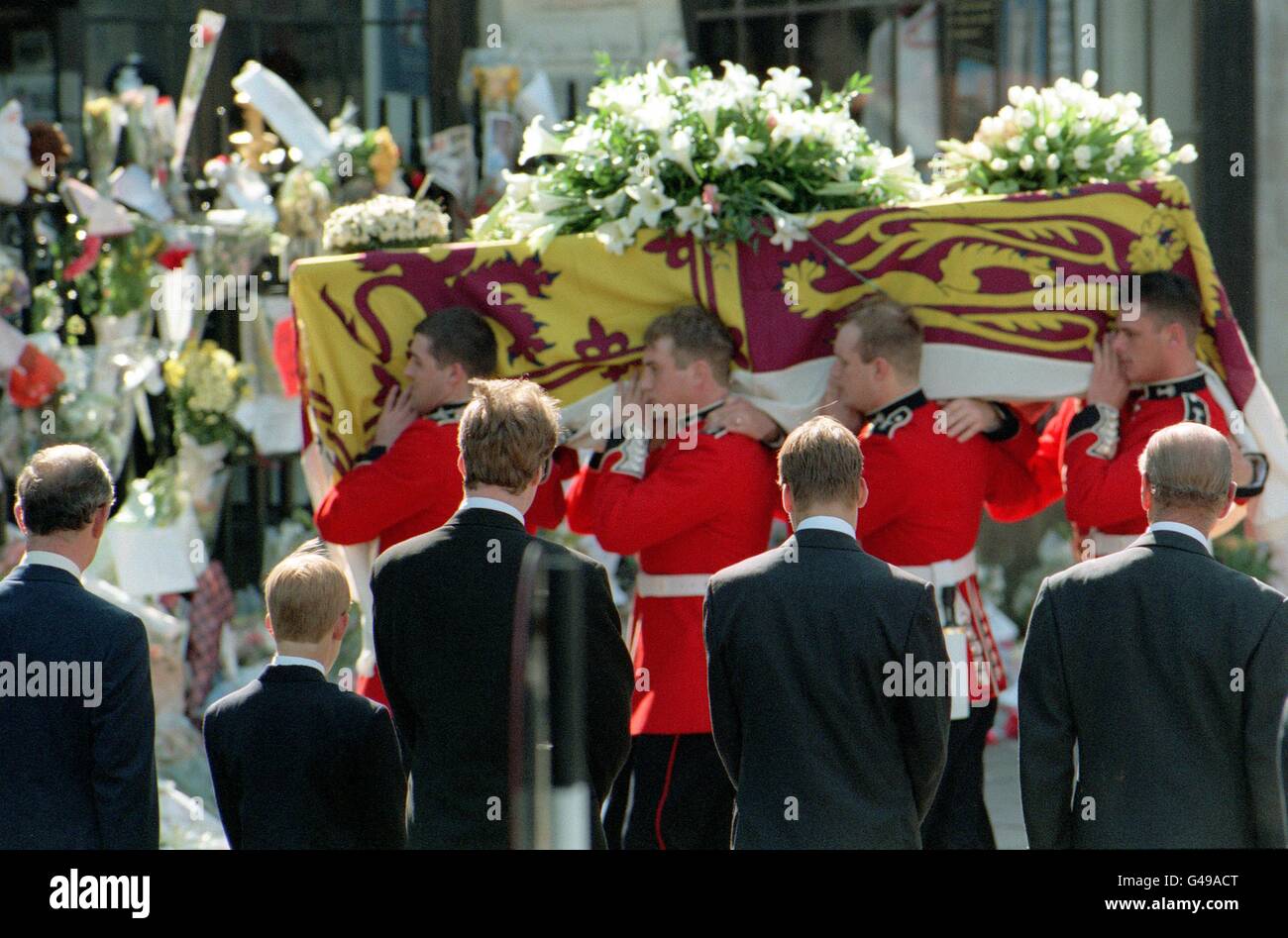 Princess diana funeral service westminster Fotos