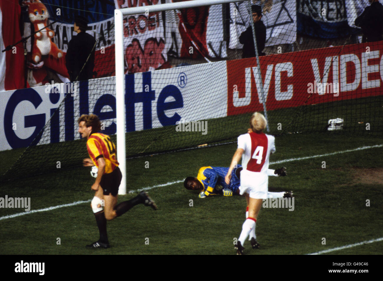 1988 europapokalsieger pokalfinale Fotos und Bildmaterial in hoher