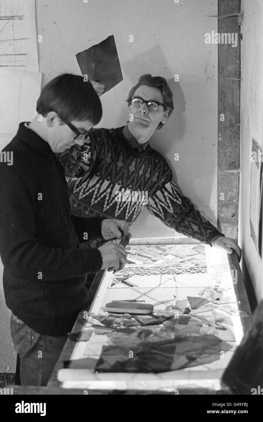 Kunst und Design - John Hayward - Prickloves Bauernhaus, Bletchingley, Surrey Stockfoto