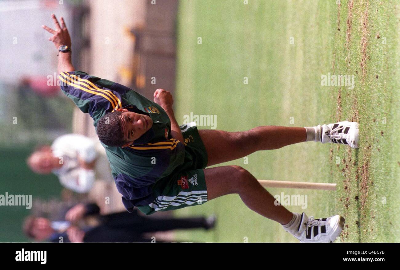 CRICKET SA/Telemach Stockfoto