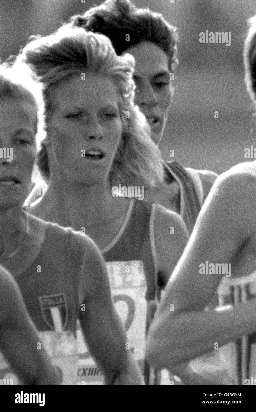 Leichtathletik - Olympische Spiele 1984 in Los Angeles - Finale der Frauen über 3000 m Joan Hansen, Vereinigte Staaten Stockfoto