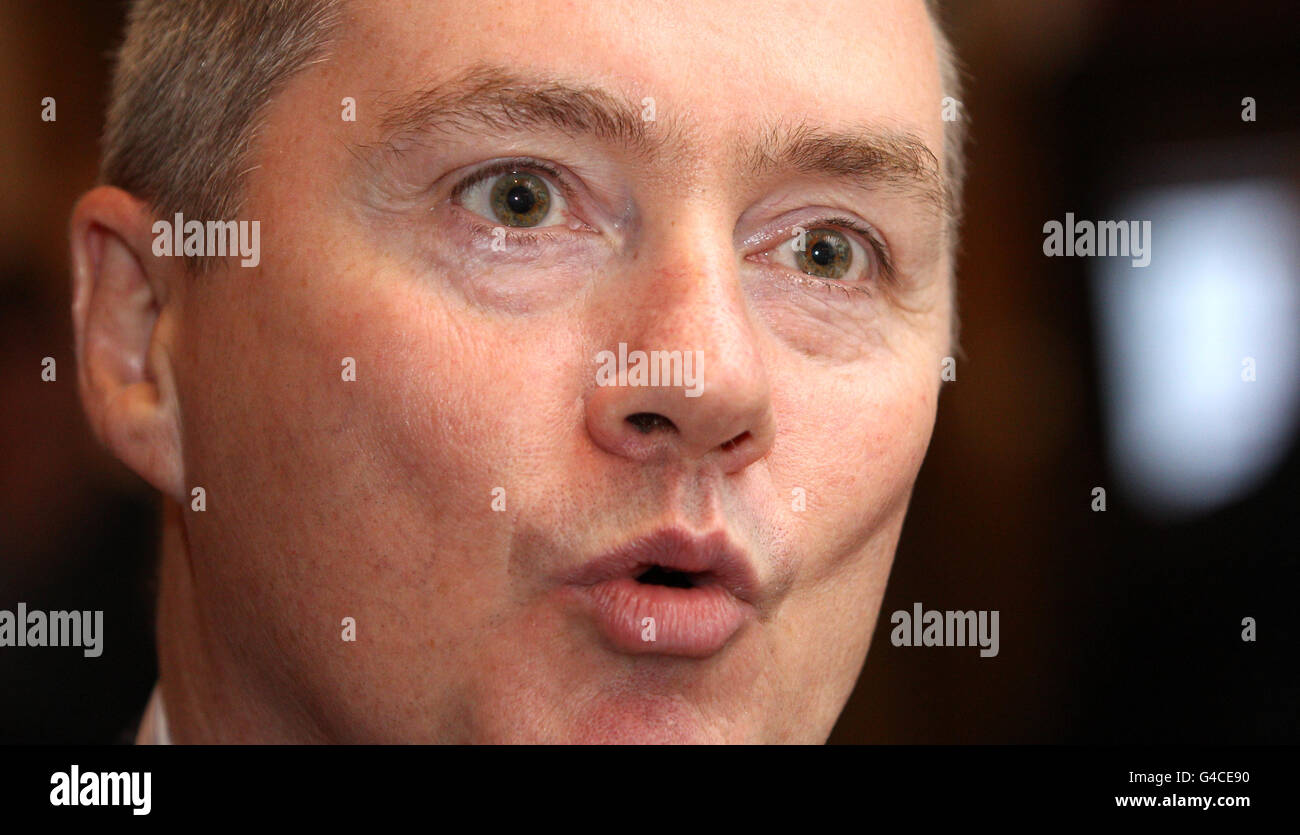 Willie Walsh, CEO der International Airlines Group, beim Times CEO Summit im Savoy in London. Stockfoto