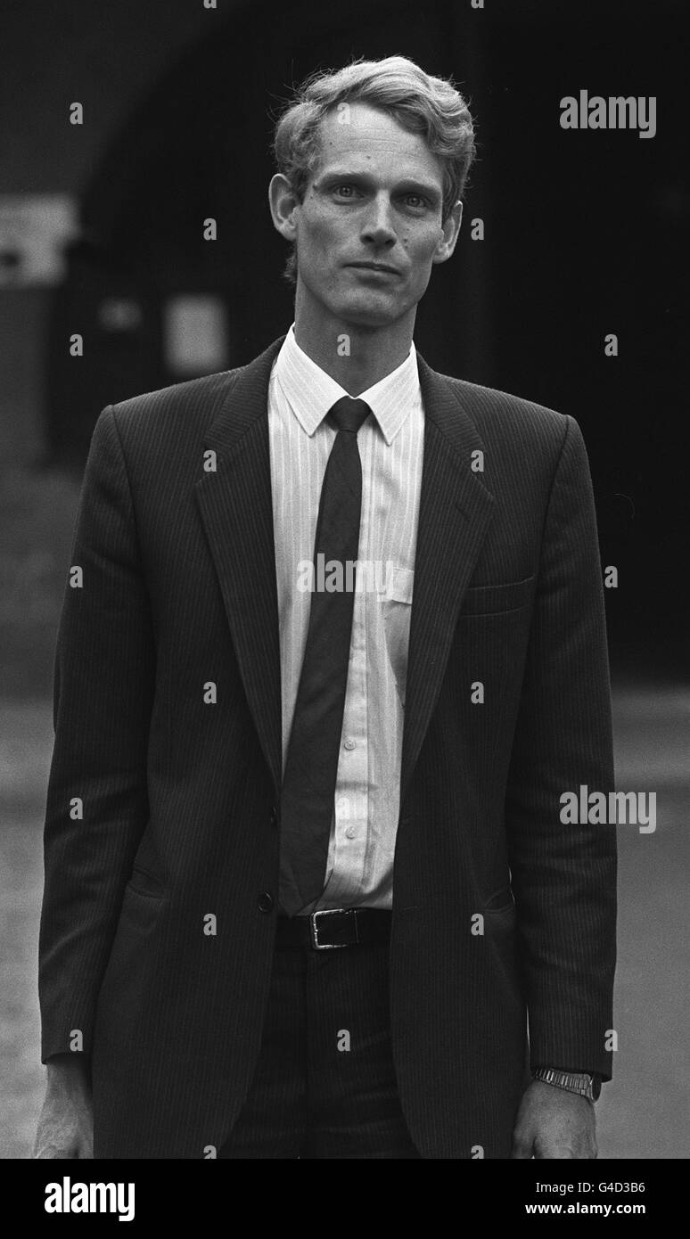 PA-NEWS-FOTO 24.09.87 DR. RICHARD SHEPHERD HOME OFFICE PATHOLOGE IN LONDON Stockfoto