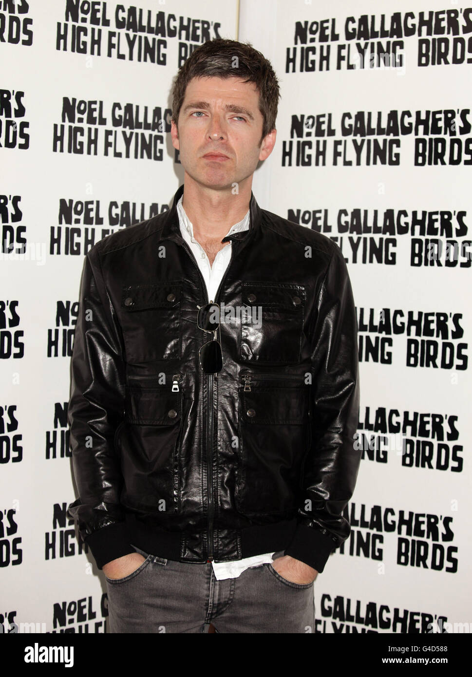 Noel Gallagher während einer Fotoschau, um sein neues Album „Noel Gallagher's High Flying Birds“ im Electric Cinema im Westen Londons bekannt zu geben. DRÜCKEN SIE VERBANDSFOTO. Bilddatum: Mittwoch, 6. Juli 2011. Das Foto sollte lauten: Yui Mok/PA Wire Stockfoto