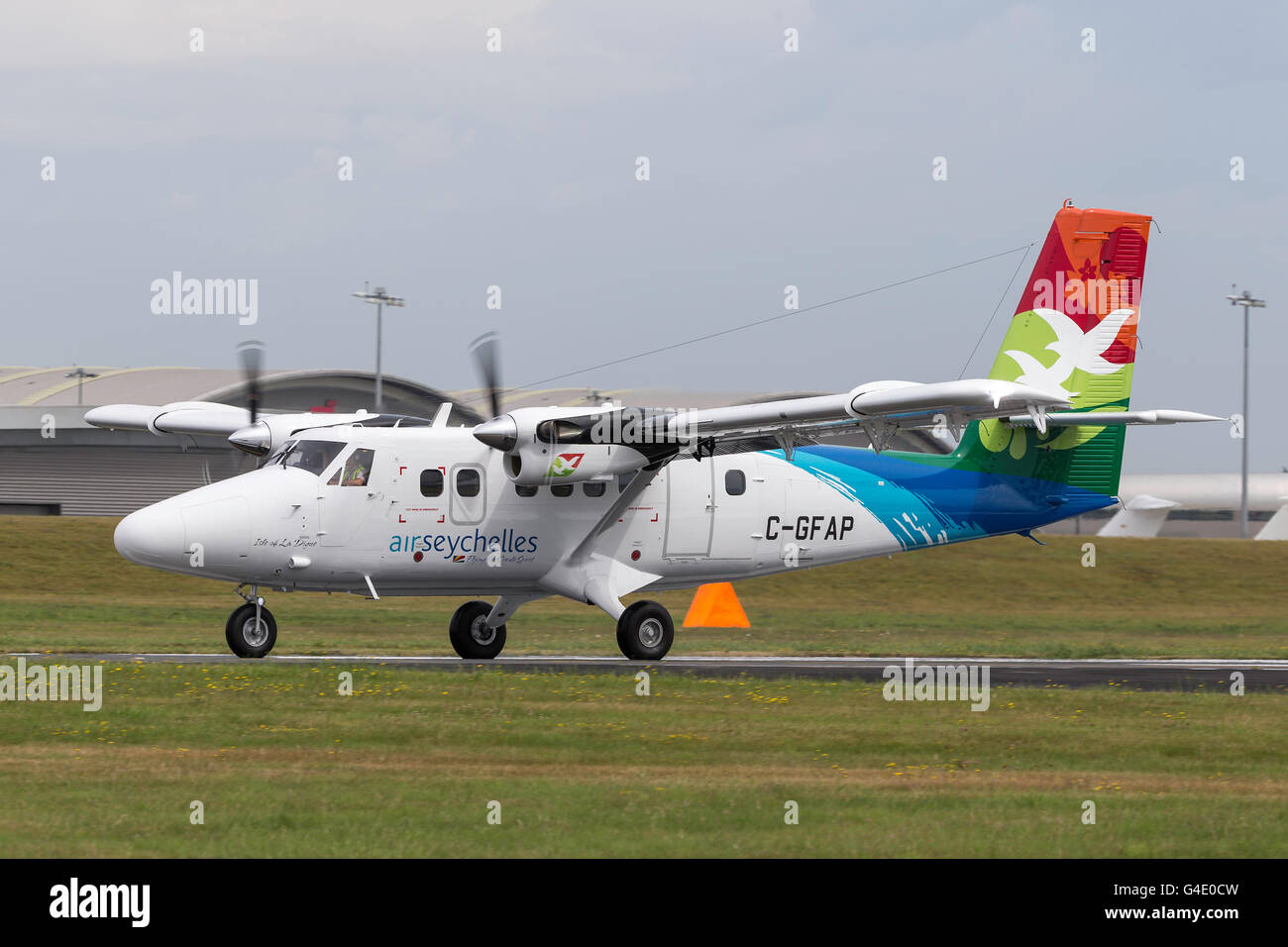 Air Seychelles de Havilland Canada DHC-6-400 zweimotorigen Turboprop Regionalflugzeug Flugzeug C-GFAP. Stockfoto