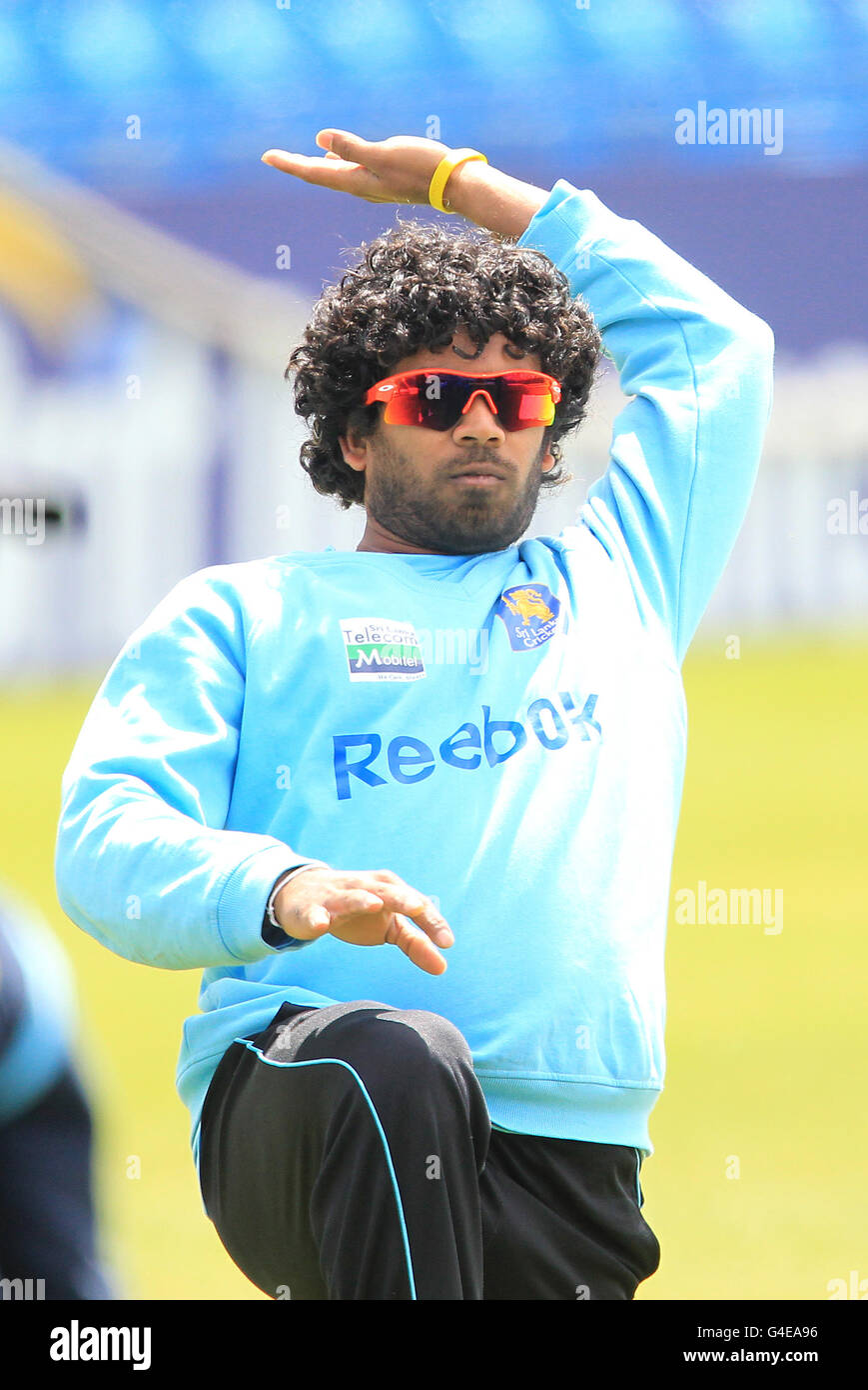 Cricket - 2011 NatWest Series - Second One Day International - England / Sri Lanka - Sri Lanka Nets Session - Headingley. Sri Lankas Lasith Malinga Stockfoto