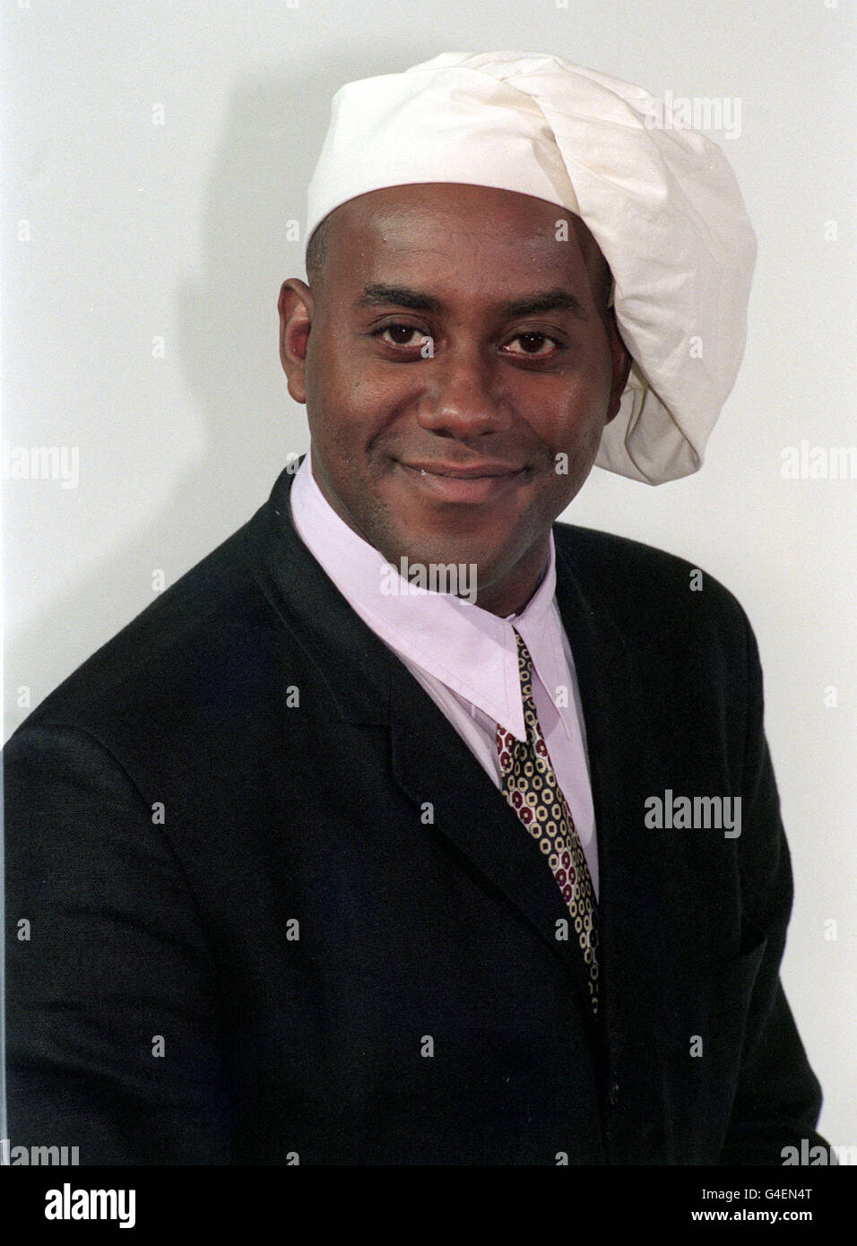 Ainsley harriott Fotos und Bildmaterial in hoher Auflösung Alamy