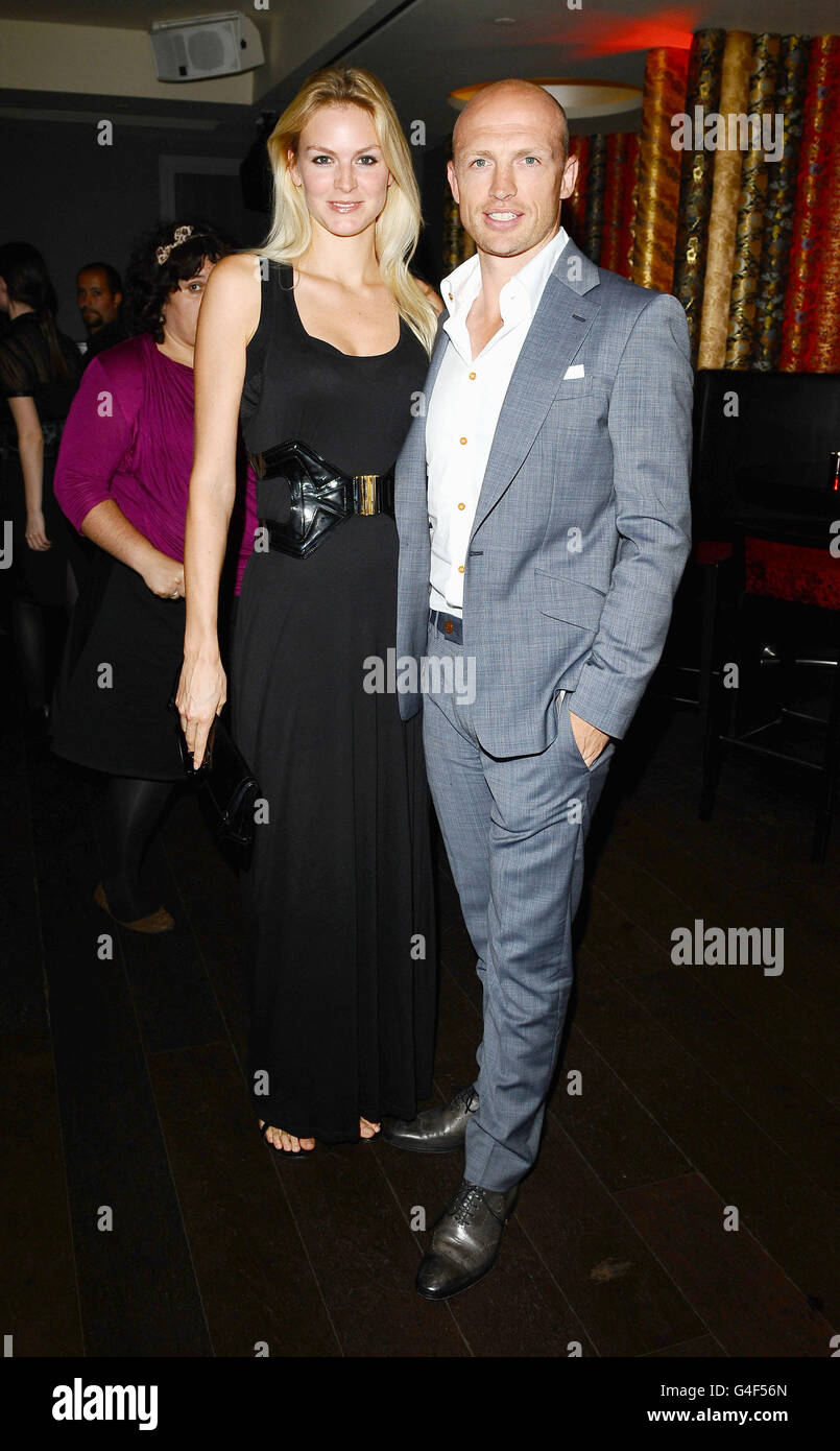 Matt Dawson und Carolin Hauskeller bei der After Party zur Weltpremiere des Inbetweeners Movie, im Aqua in London. Stockfoto