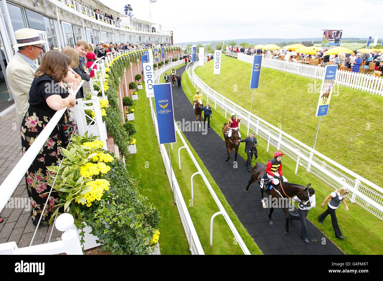 Horse Racing - Glorious Goodwood Festival 2011 - herrliche Sussex Stakes Tag - Goodwood Rennbahn Stockfoto