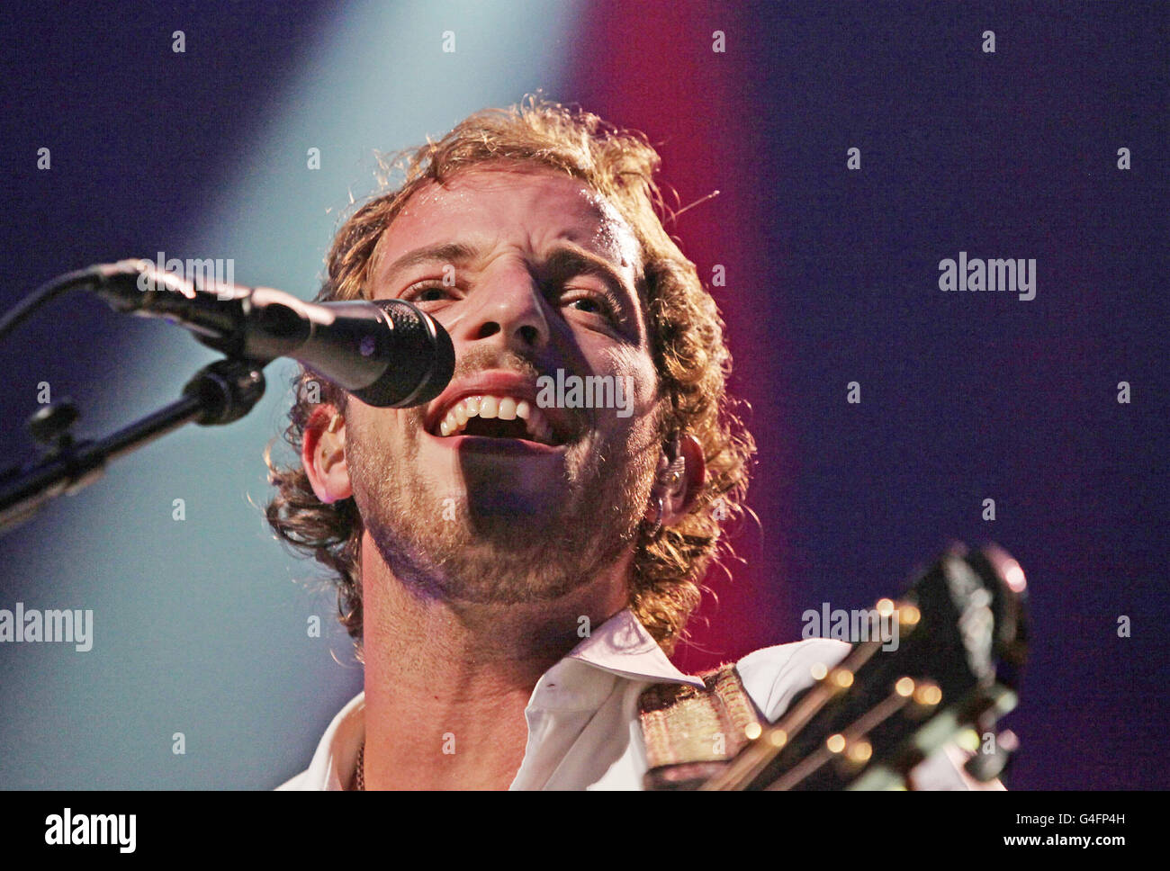 James Morrison tritt beim iTunes Festival im Roundhouse in Camden, im Norden Londons, auf. Stockfoto