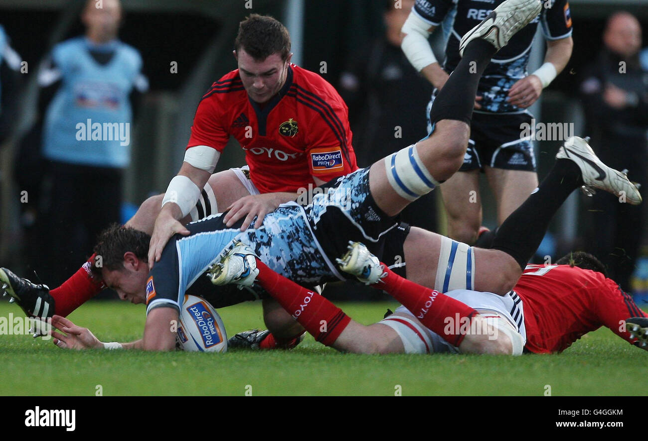 Rugby-Union - RaboDirect PRO12 - Glasgow Warriors V Munster Rugby - Firhill Stadium Stockfoto