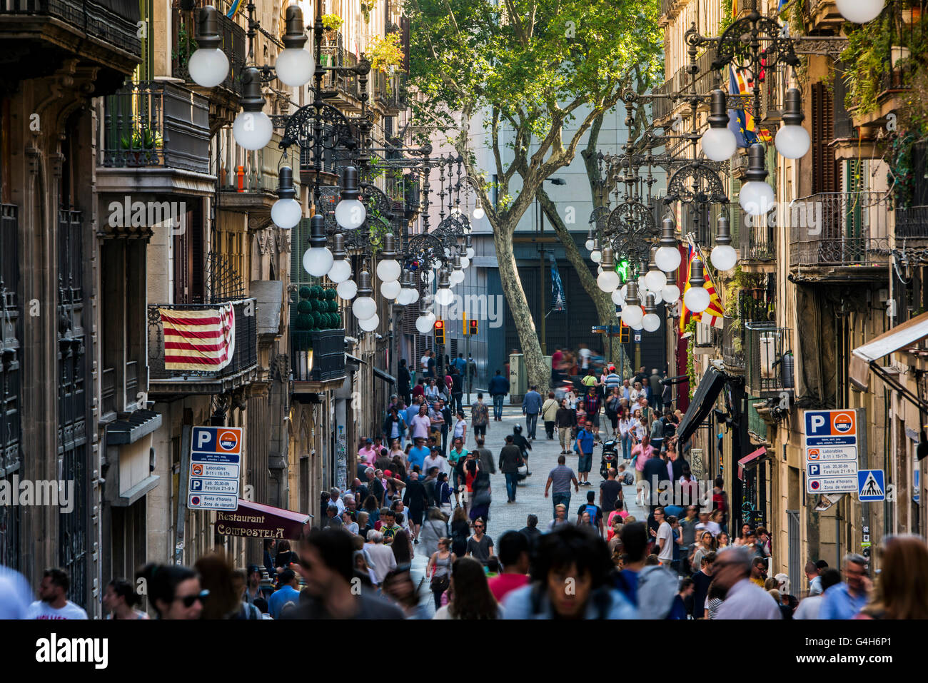 Carrer Ferran, Barrio Gotico oder gotische Viertel, Barcelona, Katalonien, Spanien Stockfoto