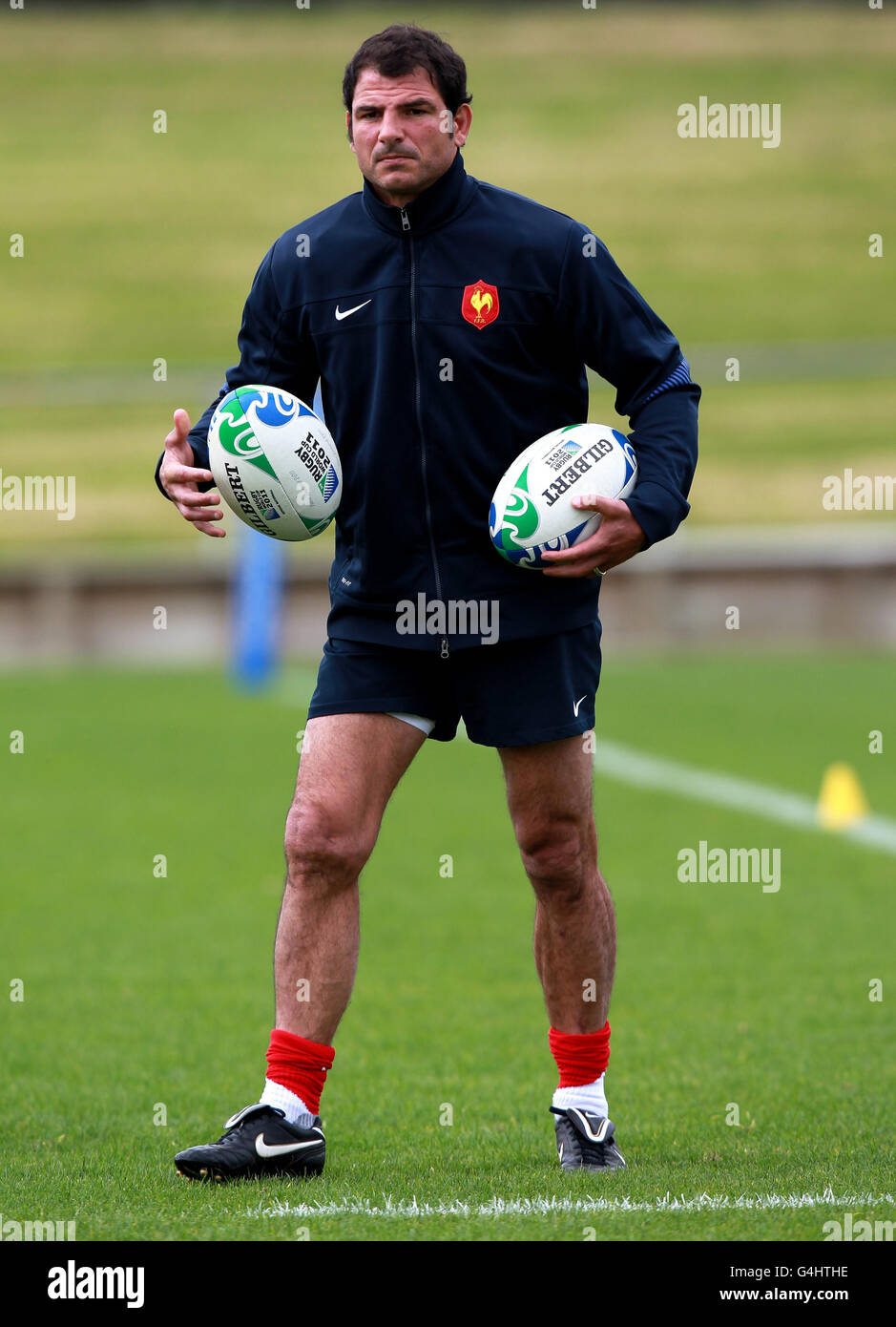 Rugby Union - Rugby-Weltmeisterschaft 2011 - Pool A - Neuseeland gegen Frankreich - Trainingssitzung Frankreich - Takapuna Rugby Club. Frankreich-Trainer Marc Lievremont während der Trainingseinheit im Takapuna Rugby Club, Auckland, Neuseeland, Stockfoto
