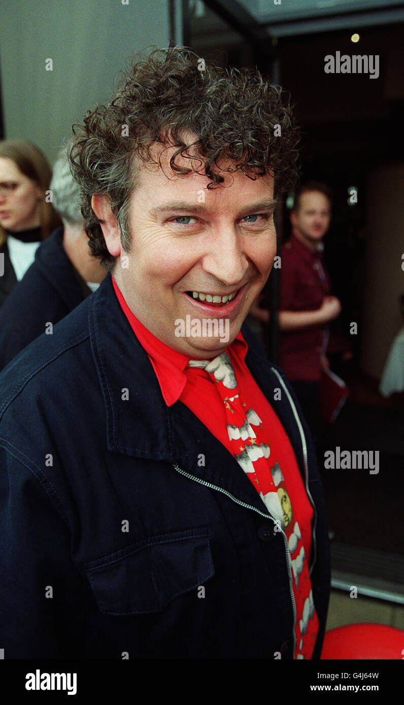 Schauspieler Paul Bradley, der Nigel Bates in Eastenders spielte, kam