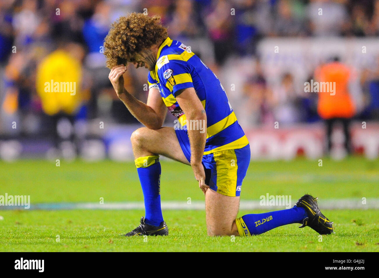 Matt King von Warrington Wolves steht am Ende des Spiels während des Halbfinalspiels der Engage Super League im Halliwell Jones Stadium, Warrington, niedergeschlagen. Stockfoto