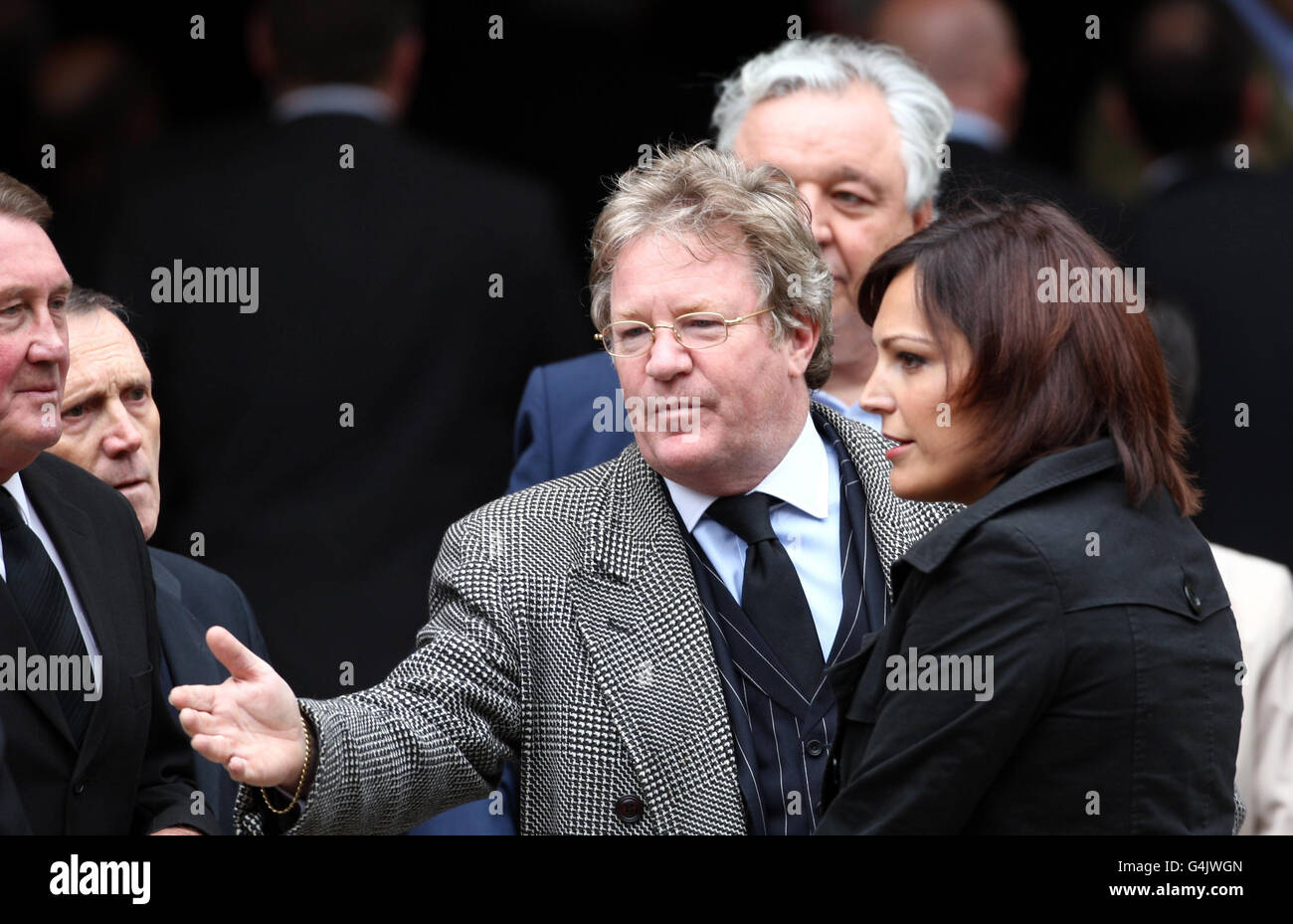 Komiker Jim Davidson bei der Beerdigung des SAS-Helden John McAleese nach seinem Trauerdienst in der Hereford Cathedral. Stockfoto