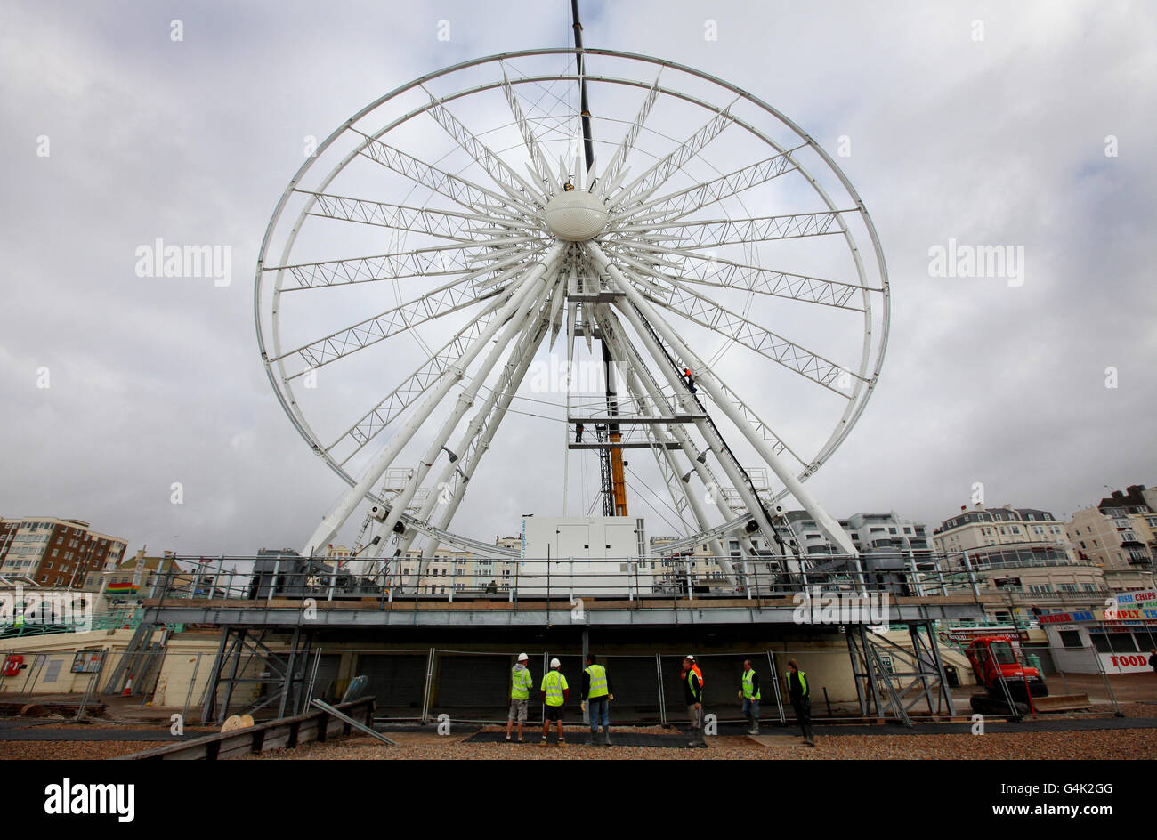 Der Bau des auffälligen, 170 Meter hohen Riesenrads, das als Seaside-Version des London Eye bezeichnet wird, beginnt. Stockfoto