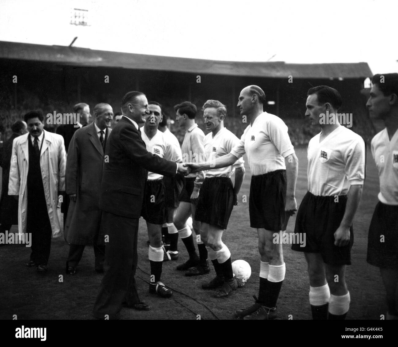 Fussball Melbourne Olympischen Spiele 1956 Qualifikationsrunde Ruckspiel Grossbritannien Und Nordirland Bulgarien Wembley Stockfotografie Alamy