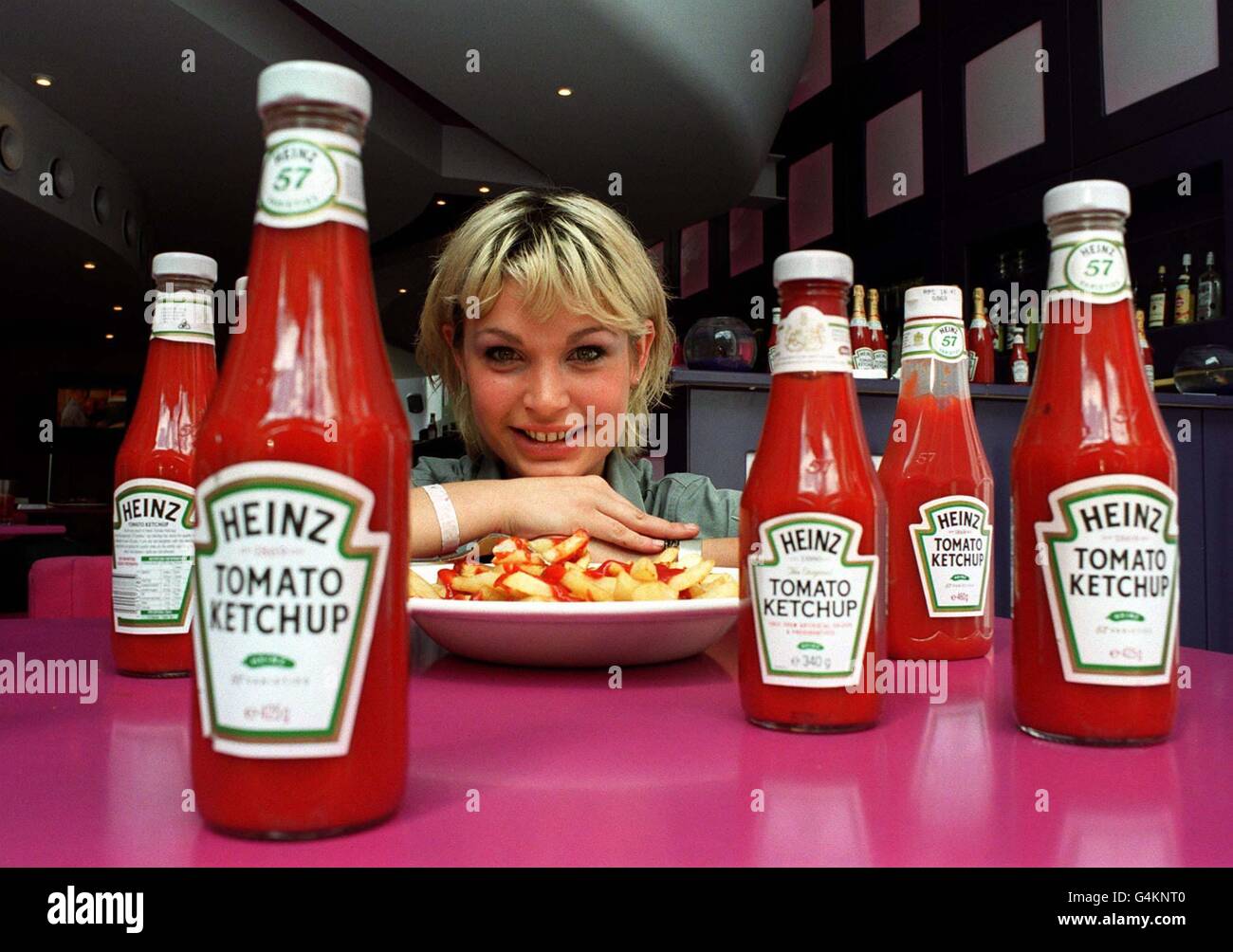 Der Ketchup Oder Das Ketchup www.alamy.de