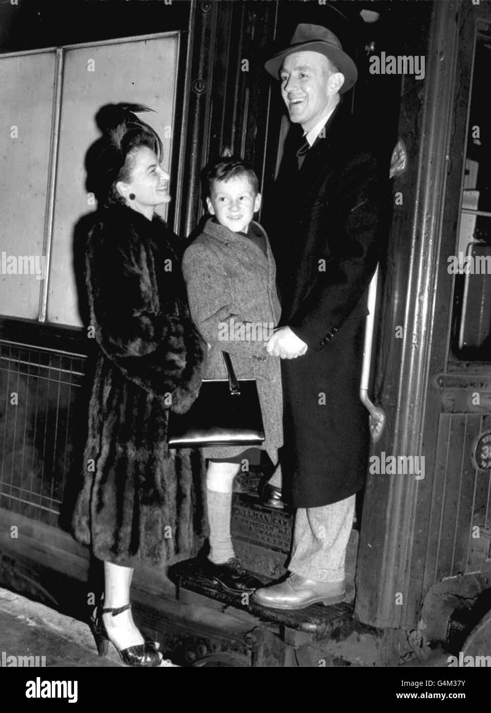 Alec Guinness mit seiner Frau und seinem Sohn. Stockfoto