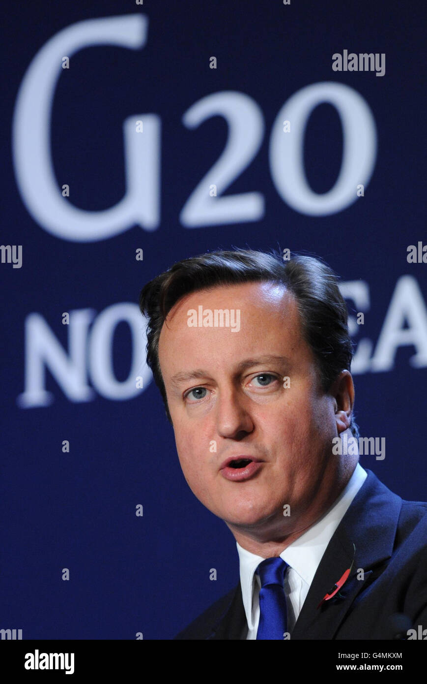 Der britische Premierminister David Cameron hält am Ende des G20-Gipfels in Cannes, Frankreich, eine Pressekonferenz ab. Stockfoto