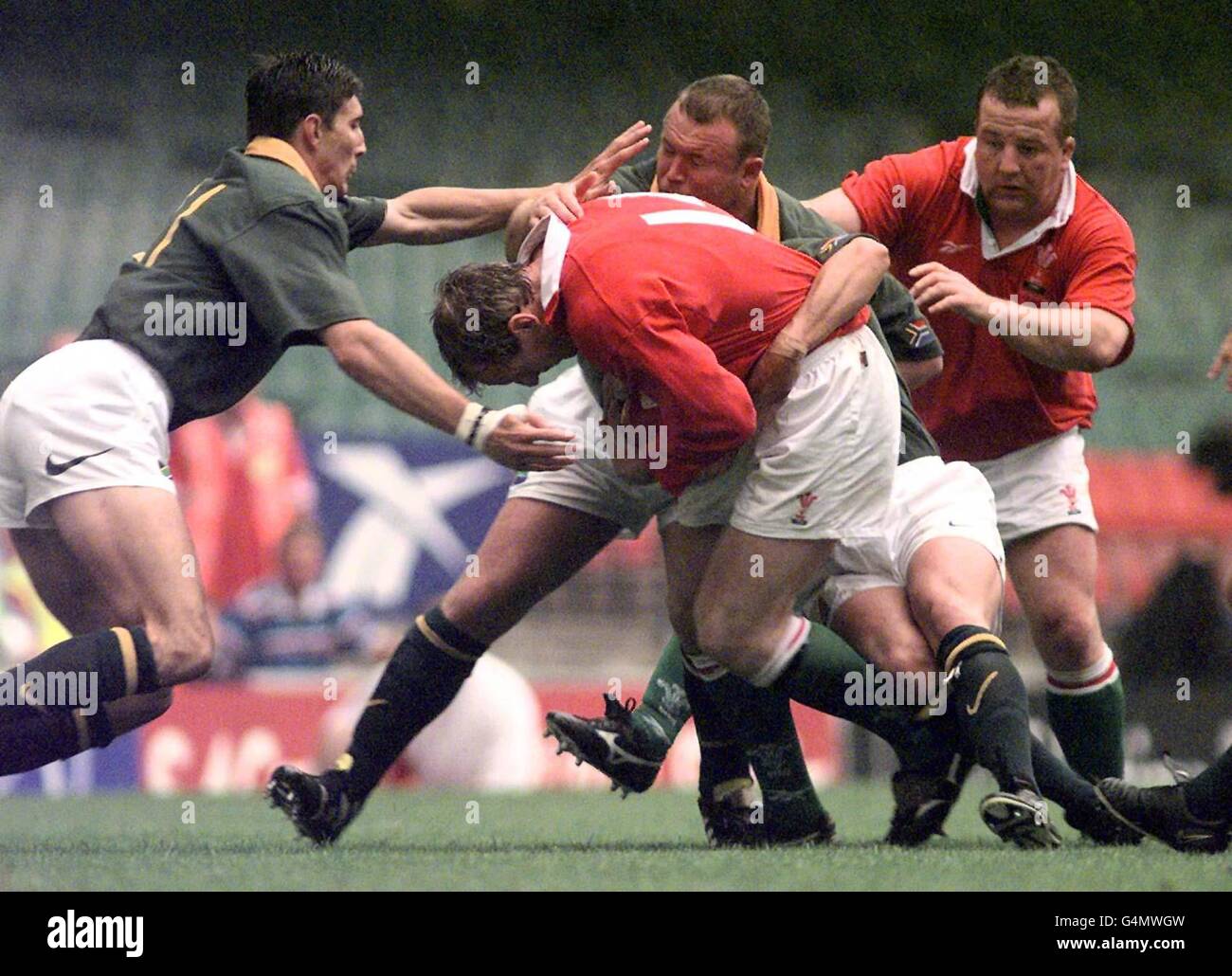 Rugby/Wales v. Sth Africa action Stockfoto