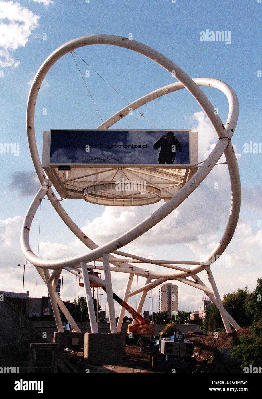 Skulptur/Wandsworth Brücke 3 Stockfoto