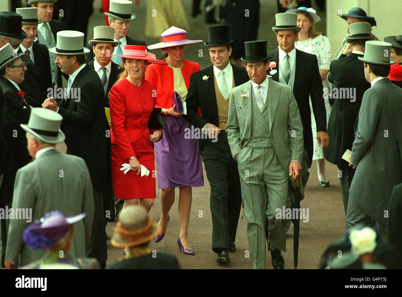 Die jungen Royals kommen massenweise in Royal Ascot L-R an: Viscount Linley, die Herzogin von York, die Prinzessin von Wales, der Herzog von York und der Prinz von Wales. Stockfoto