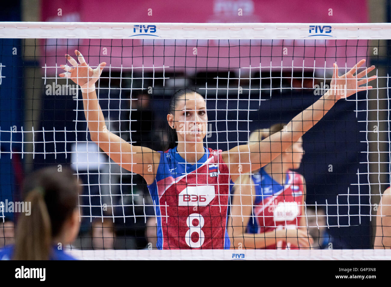 Bari, Italien. 18. Juni 2016. Nataliya Goncharova aus Russland während der FIVB World Grand Prix 2016 Pool F1 Gruppe 1 Frauen-match zwischen Thailand und Russland in PalaFlorio Sporthalle. Nicola Mastronardi/Alamy Live-Nachrichten Stockfoto