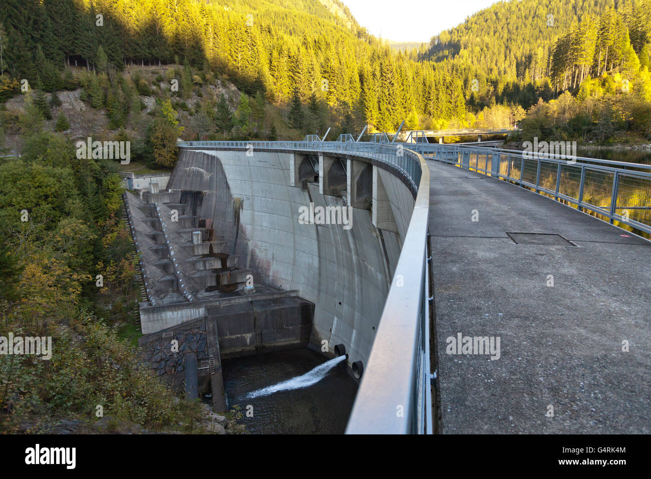 Bodendorf-Paal Kraftwerk an der Mur in der Nähe von Bodendorf Ob Murau, Steiermark, Austria, Europe Stockfoto