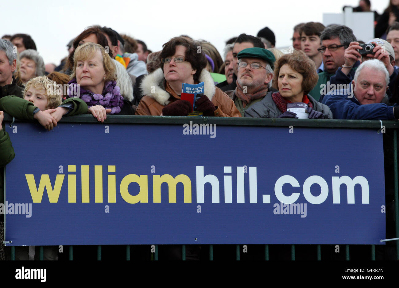 Pferderennen Sie-William Hill Winter Festival 2011 - König George VI Steeple Chase - Kempton Park Stockfoto