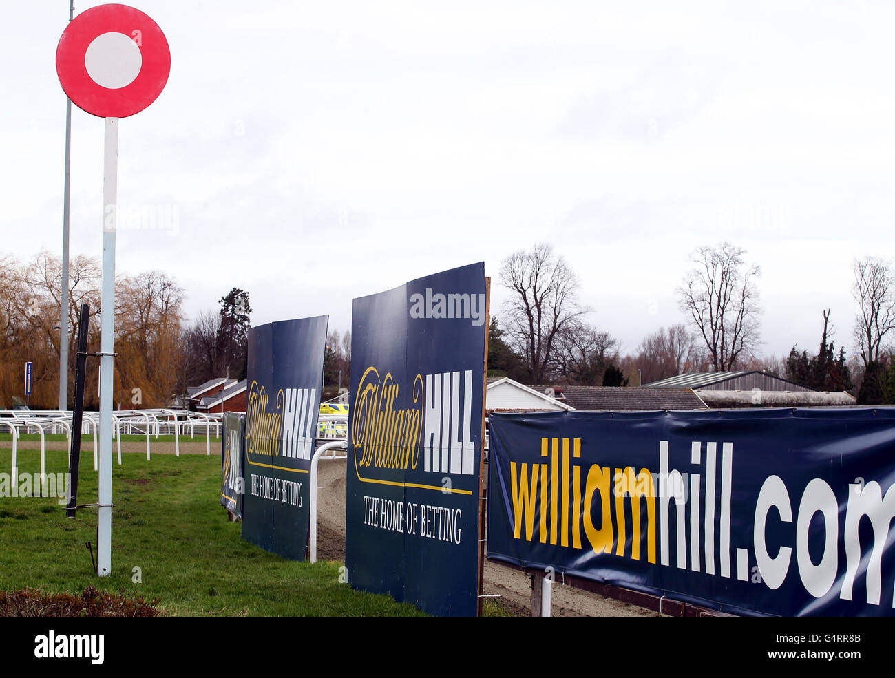 Pferderennen Sie-William Hill Winter Festival 2011 - König George VI Steeple Chase - Kempton Park Stockfoto