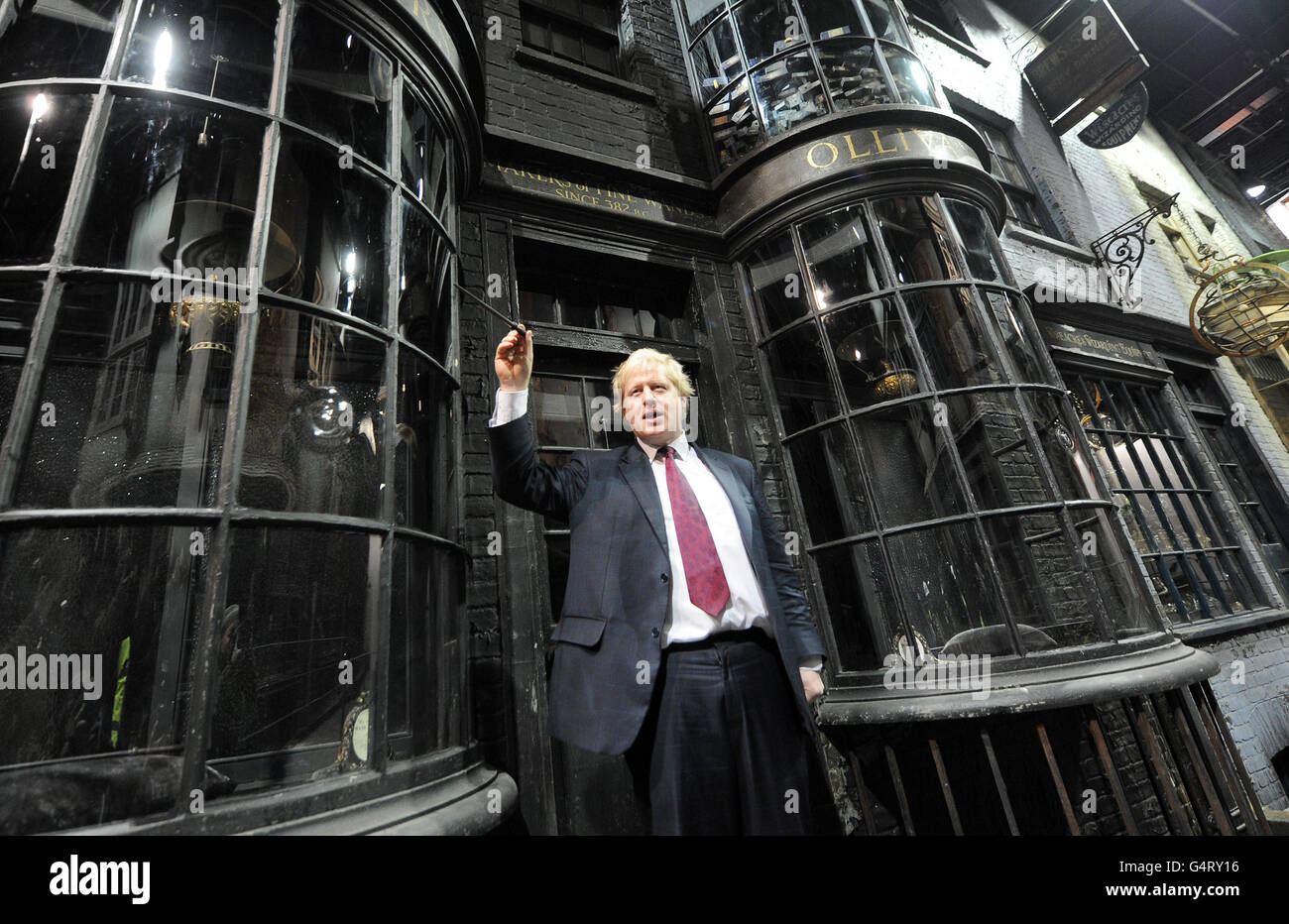 Boris Johnson besucht The Making of Harry Potter - London Stockfoto