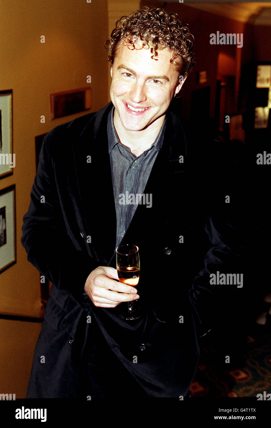 Schauspieler Sam West, Sohn von Timothy West im Cafe Royal in London für den BIFA (British Independent Film Awards). Stockfoto