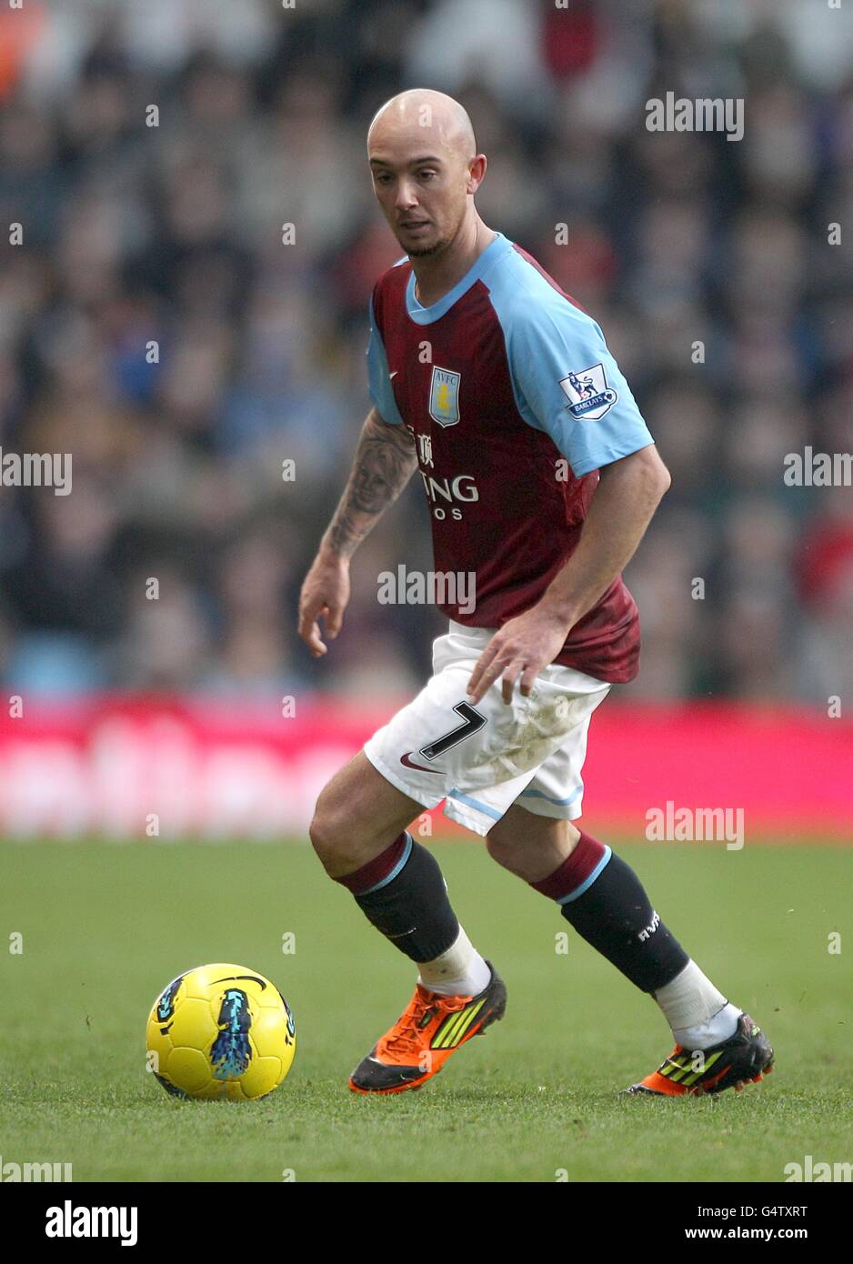 Fußball - Barclays Premier League - Aston Villa V Everton - Villa Park Stockfoto