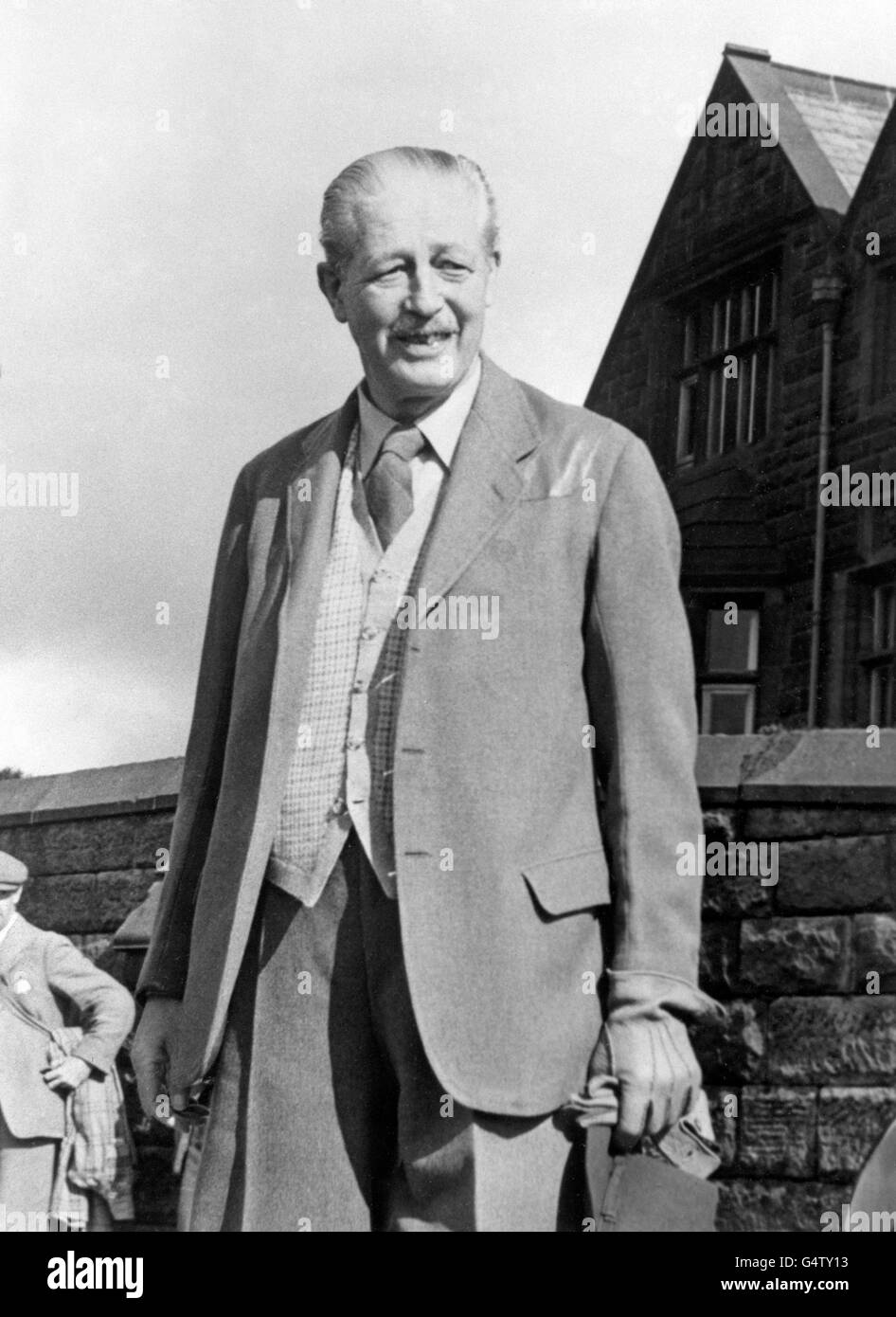 Der britische Premierminister Harold Macmillan schießt auf dem Barden High Moor, Yorkshire Stockfoto