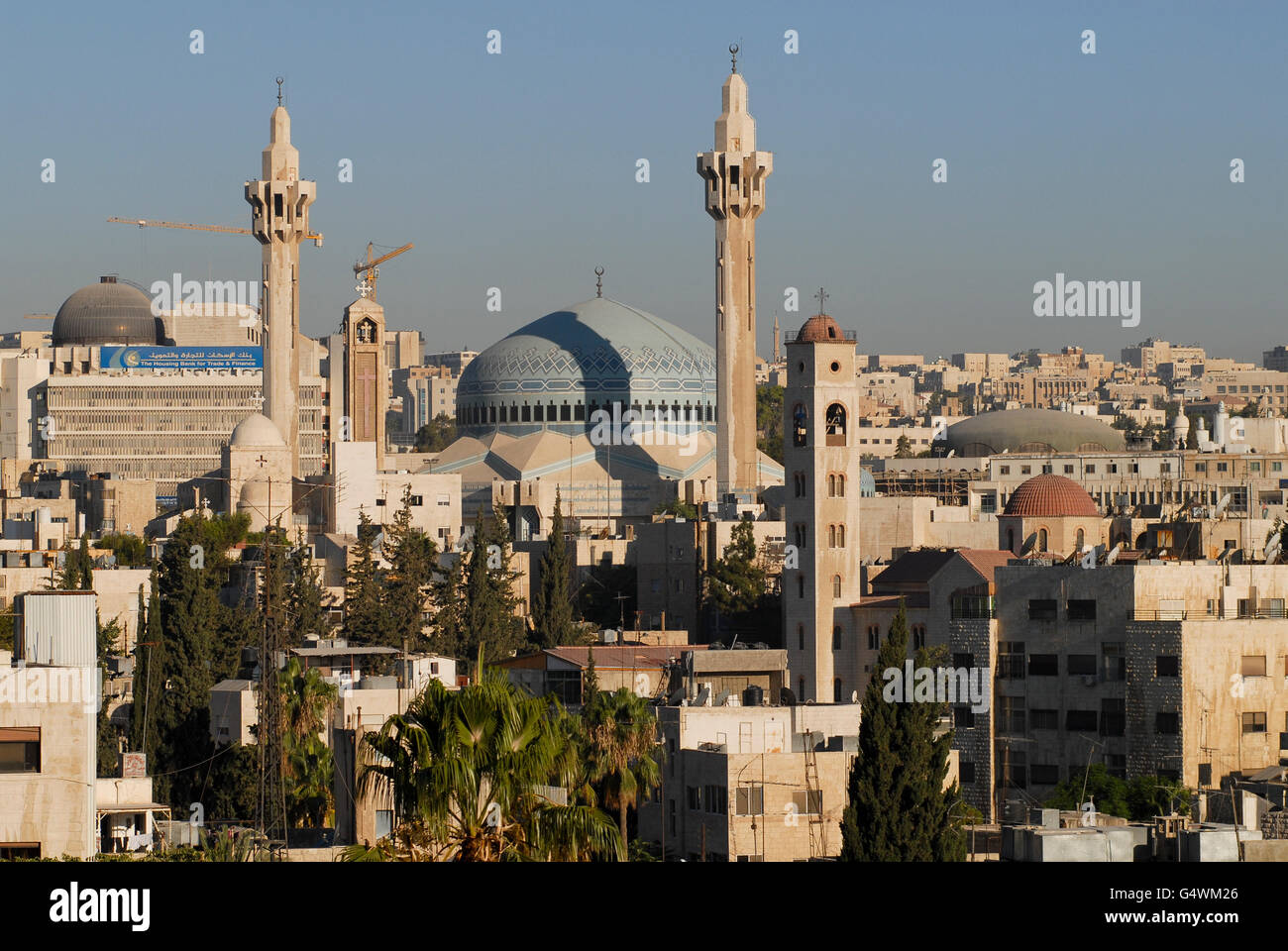 Jordanien, Amman, König Abdullah I. Moschee und koptische Kirche / JORDANIEN, Amman, König Abdullah Moschee Und Koptische Kirche Stockfoto